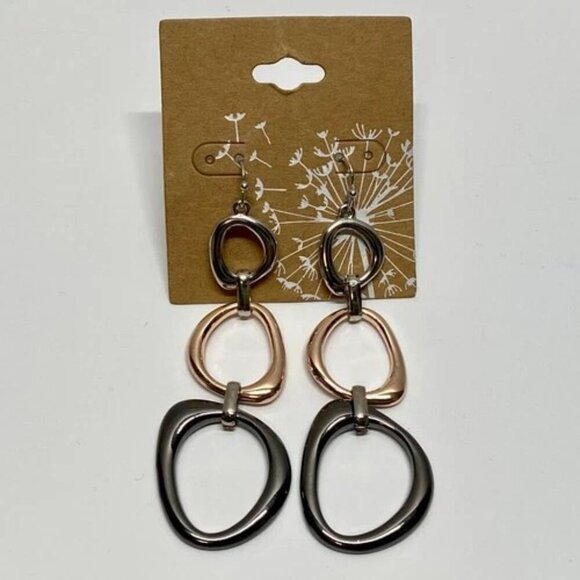 Cracker Barrel Women's Dangle Earrings Multi Tone Metal Link Drop Fashion NWT - Picture 1 of 7